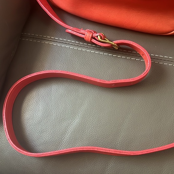 Vintage Coach Red Tailored Pouch # 4110 LightWeights Collection no hangtag - Picture 12 of 16